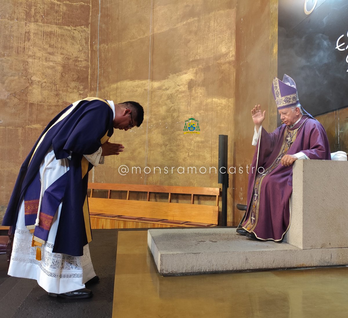 Mons. Ramón Castro tweet media