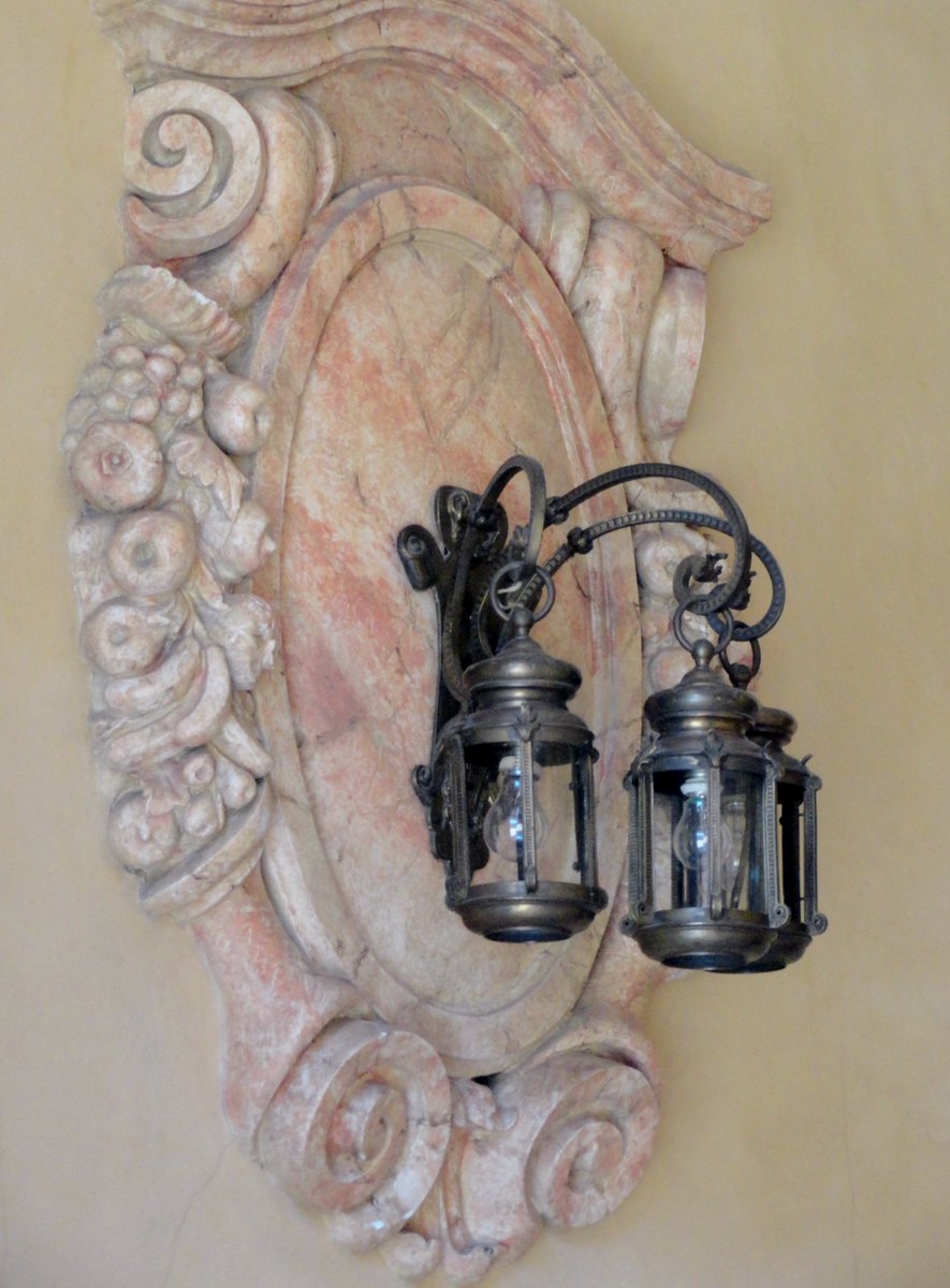 KatySnchez's tweet photo. Aplique de pared decorativo de estilo clásico #aplique #farol #hacefotos https://t.co/TTk6Q6UzuO