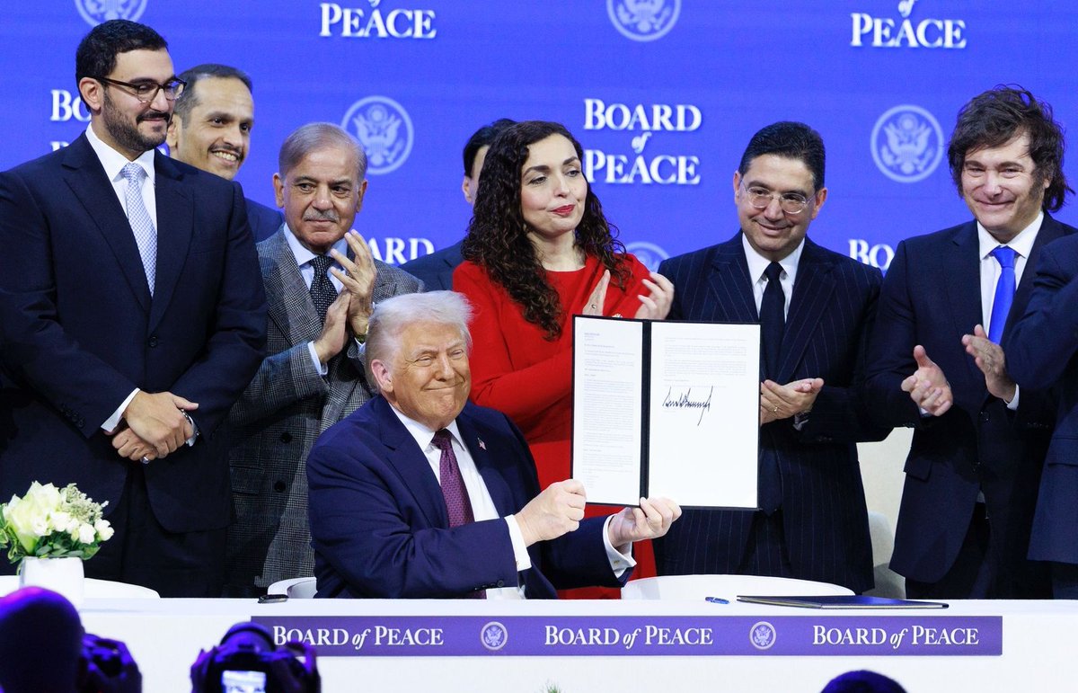 kos_data tweet media