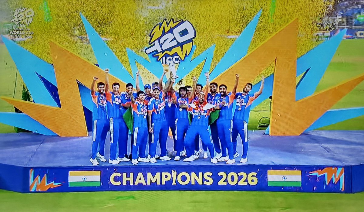 OfficialSPatel_'s tweet image. रिस्ते में तो हम वर्ल्ड क्रिकेट के 
बाप लगते हैं नाम है.....! 
"टीम इन्डिया"🤷 🎆🎇

#T20WorldCup #TeamIndia 
#WorldCupFinal #BCCI 
#champions