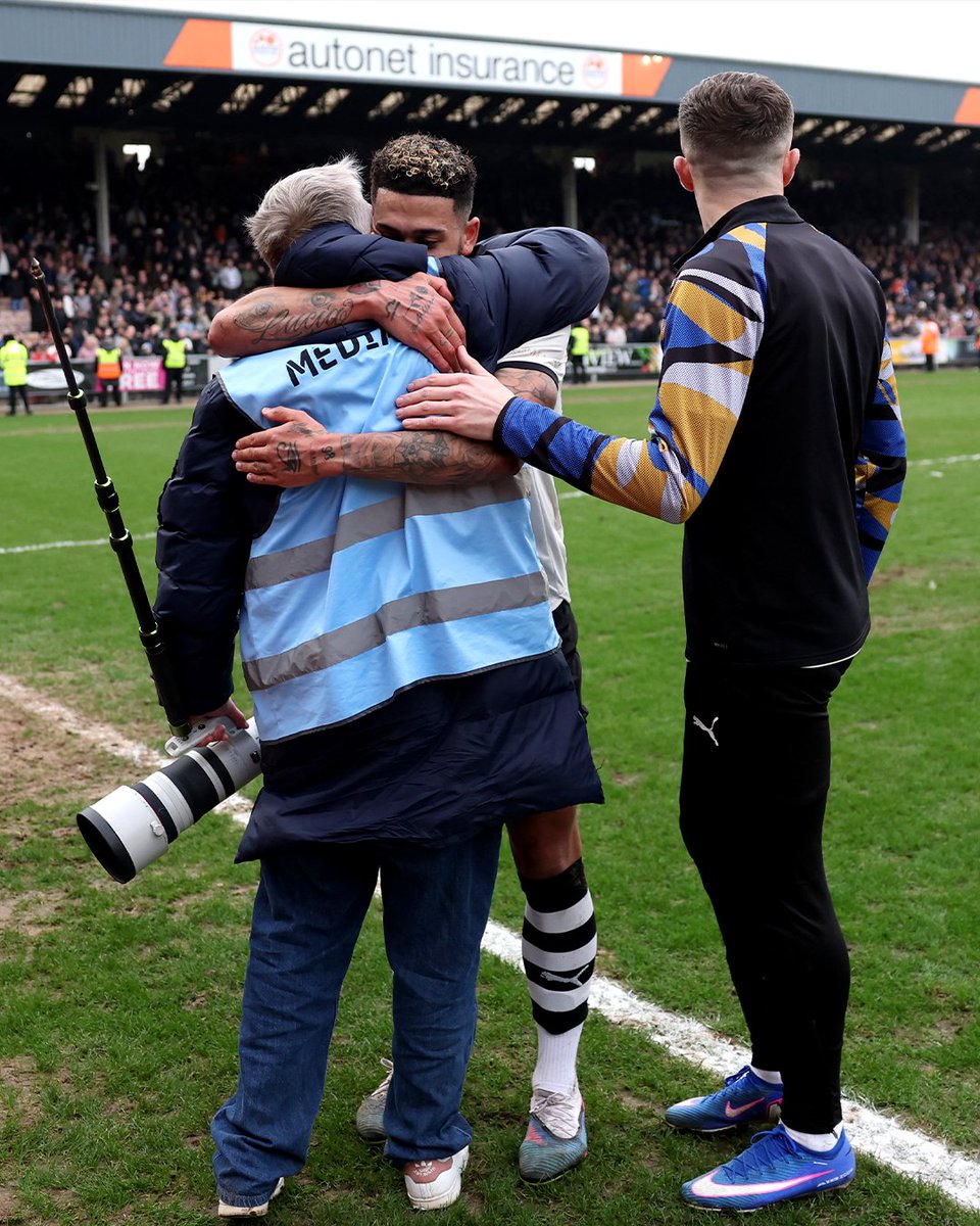 Emirates FA Cup tweet media
