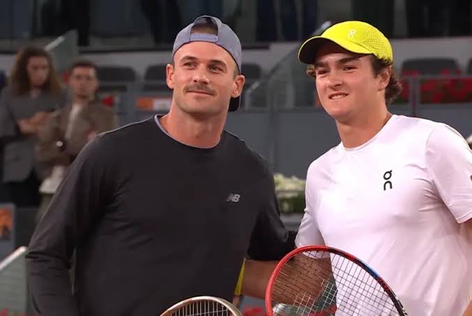 Marcela Linhares tweet media