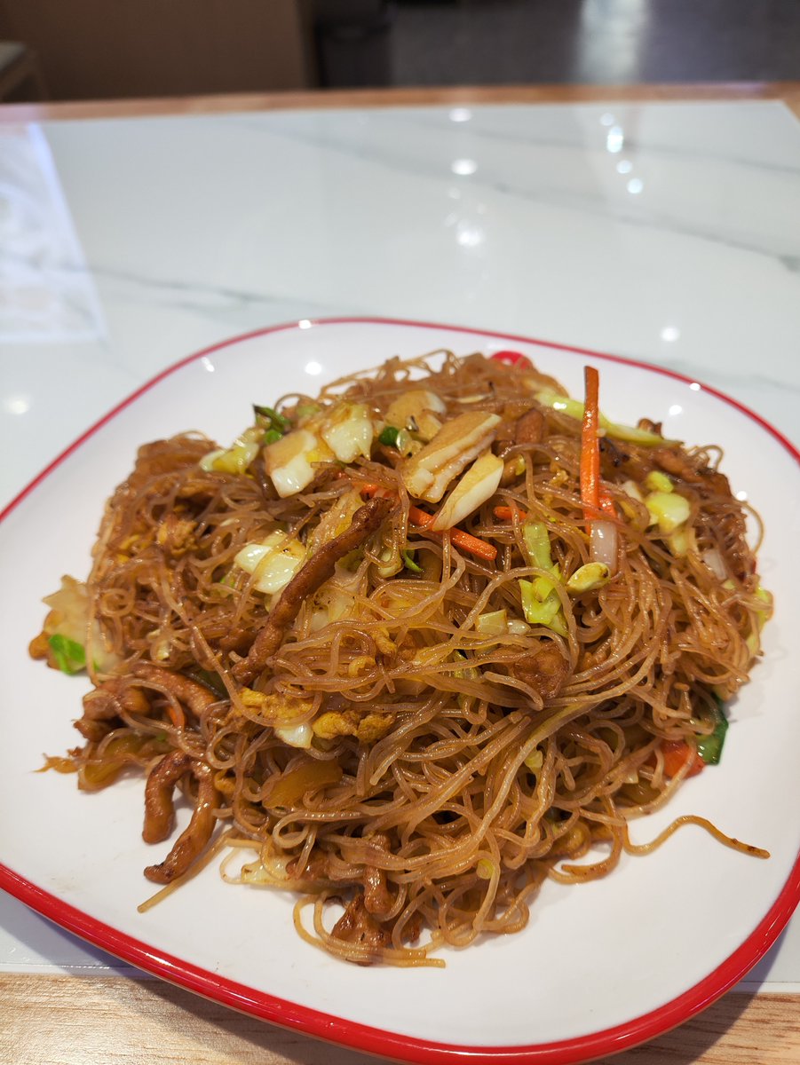 kithiumR's tweet photo. 最近的饭
陕西人果然还是喜欢炒拉条子 https://t.co/SSh6s6pWyM