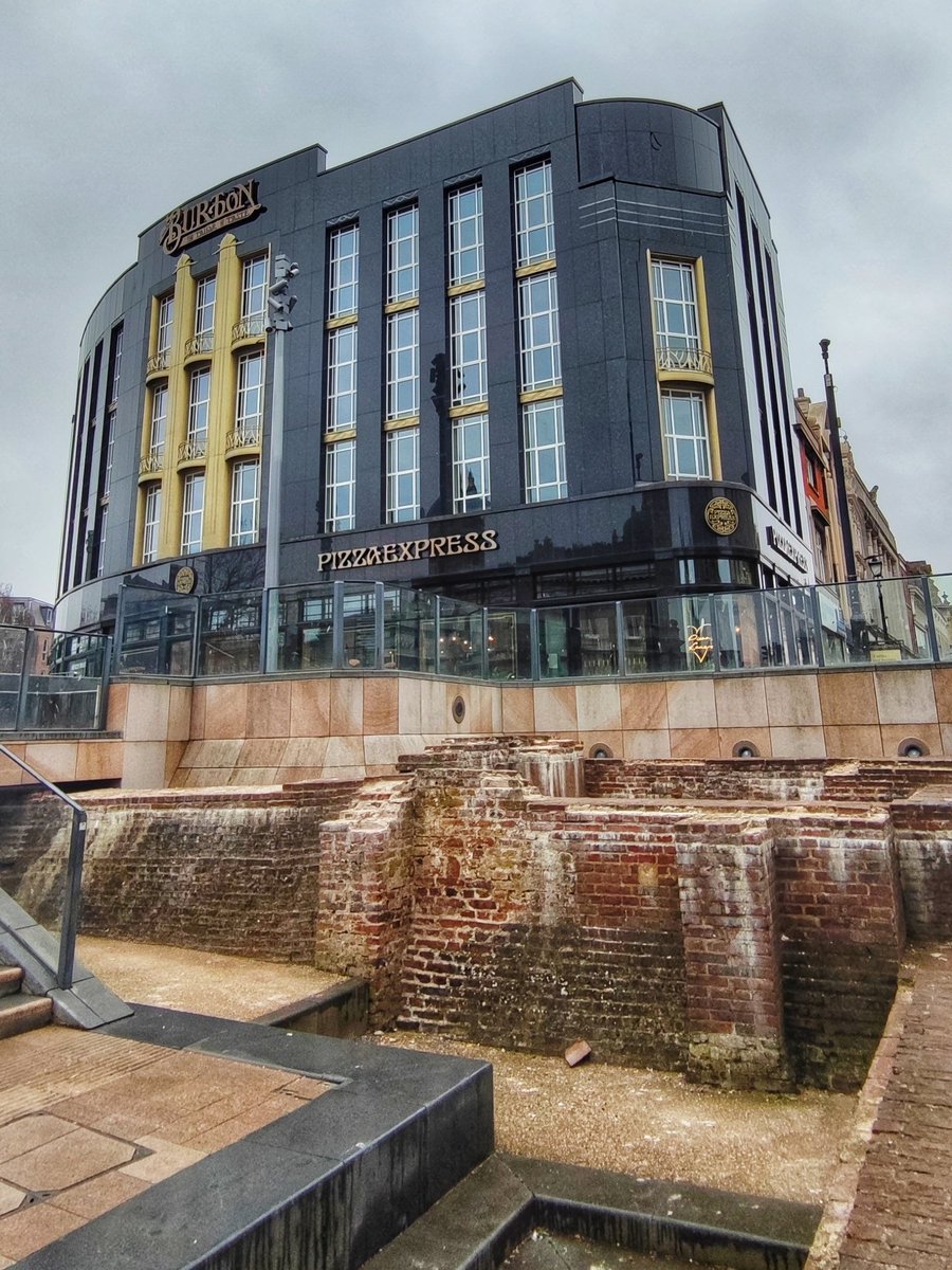 Hull Images tweet media