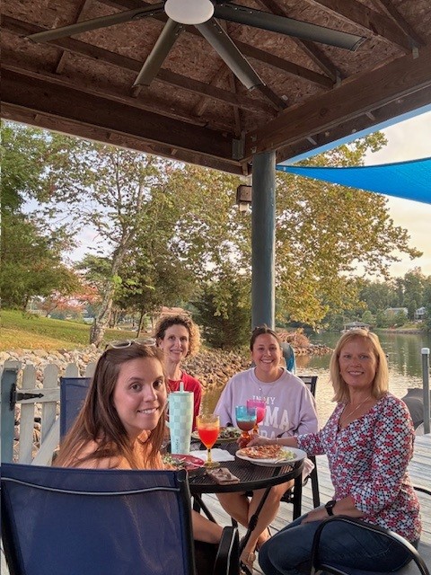 SFAgentTim's tweet image. 🌸 Happy International Women's Day! Today, we celebrate the incredible strength, resilience, and achievements of women around the world! Let's honor our mothers, sisters, and friends, coworkers who inspire us daily.  #IWD2023 #EmpoweredWomen #TalktoTim #StateFarm