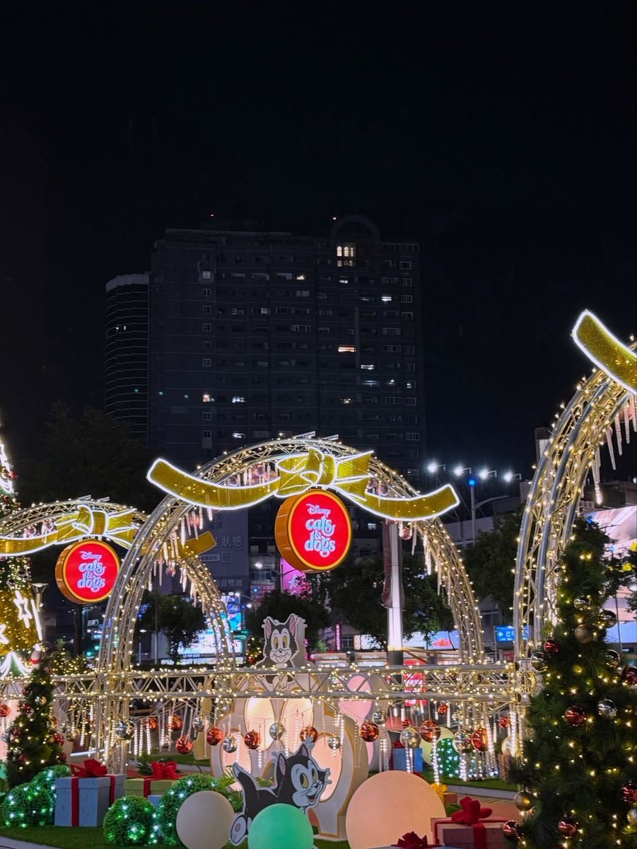 If you need healing today, get some fried rice，it's really nutrient-rich。🐏