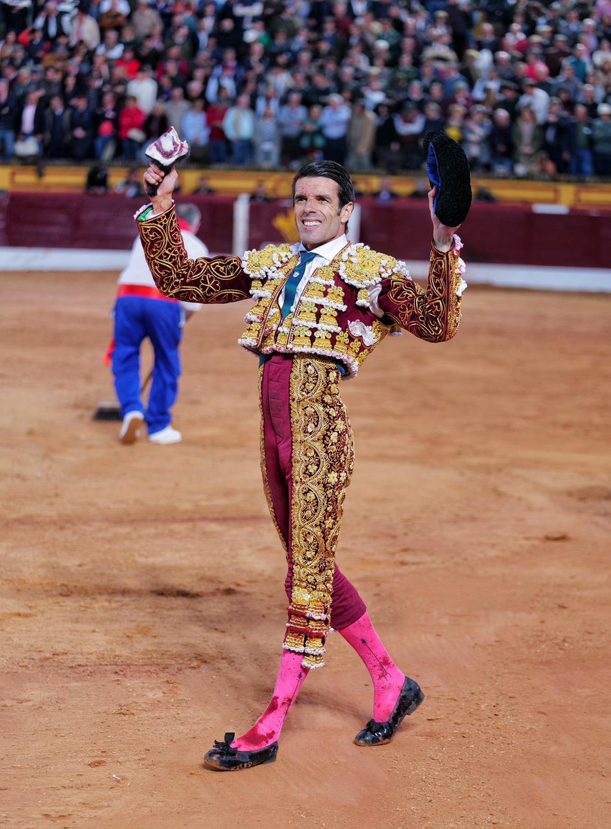 Emilio de Justo tweet media