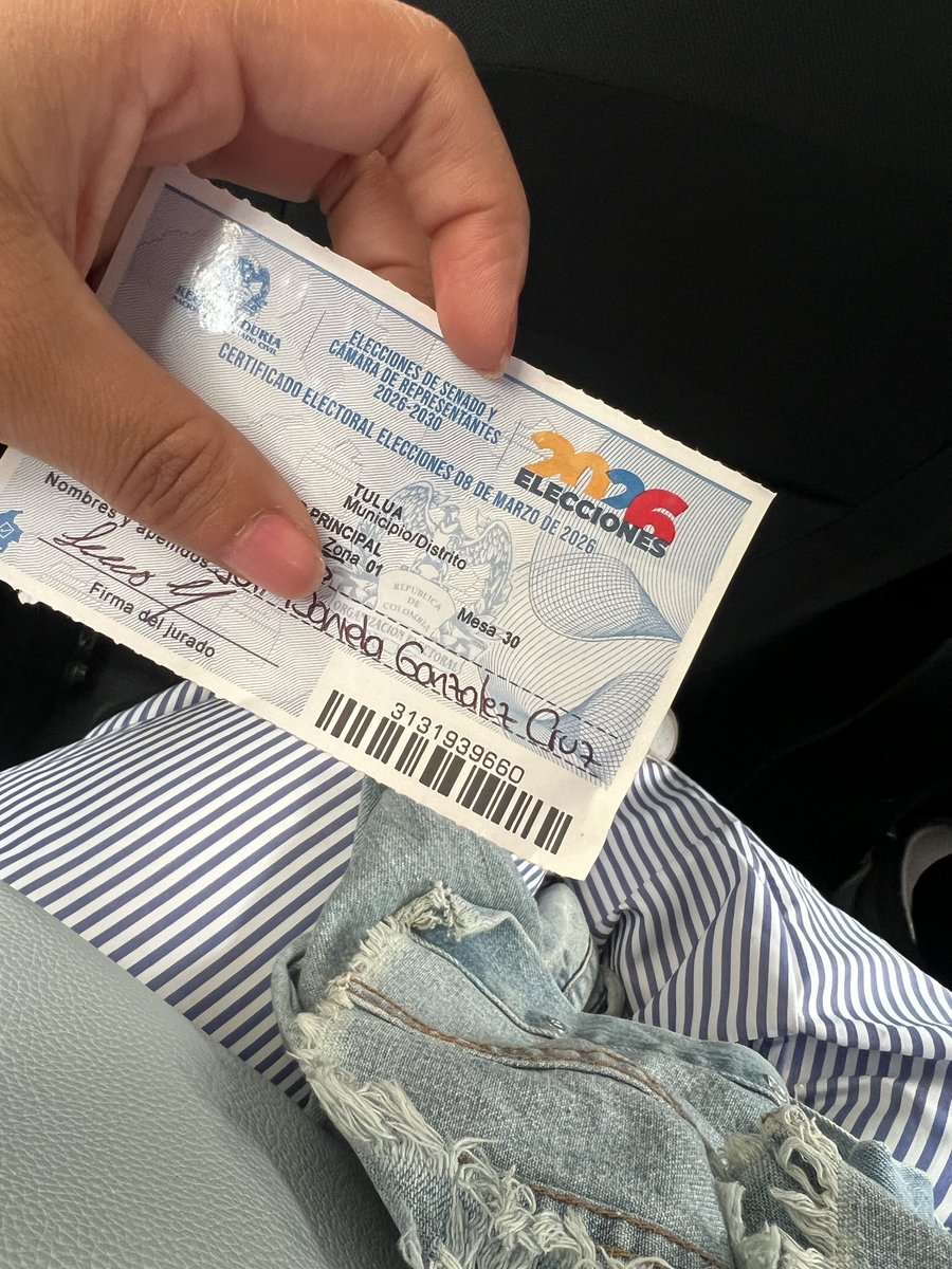 Ya fueron a donde sus familiares de derecha, a votar por la izquierda? 😂