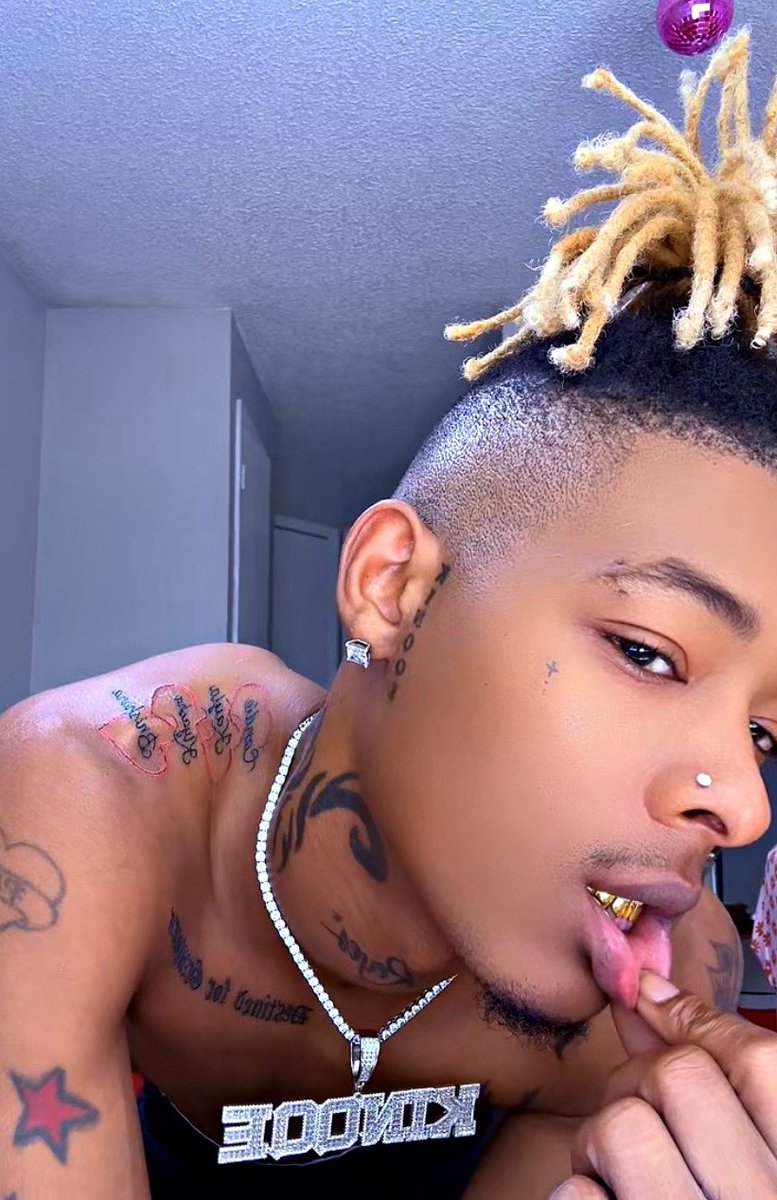 mosthatedxc's tweet photo. Face 😈 / Dick 🍆 

https://t.co/ADhkPKOL7R https://t.co/vygaaxeXpQ