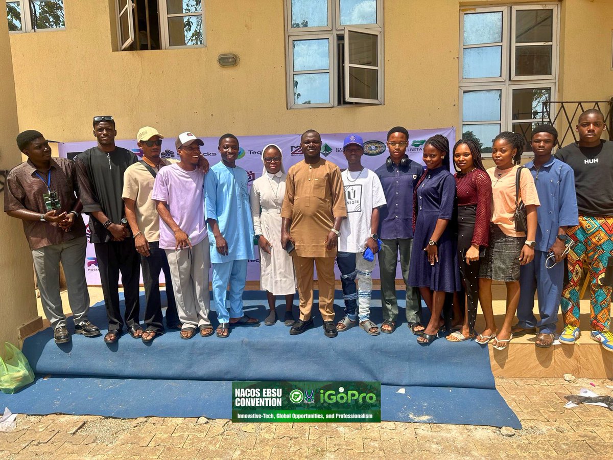 nacosebsu's tweet photo. We sincerely appreciate Ozichukwu Smart Mbam and the Teqhitch ICT Academy team for their remarkable impact and the insightful workshop session delivered during the NACOS EBSU Convention grand finale .

The impact of your contribution will continue to influence and motivate many. https://t.co/ClVxlnMYRa