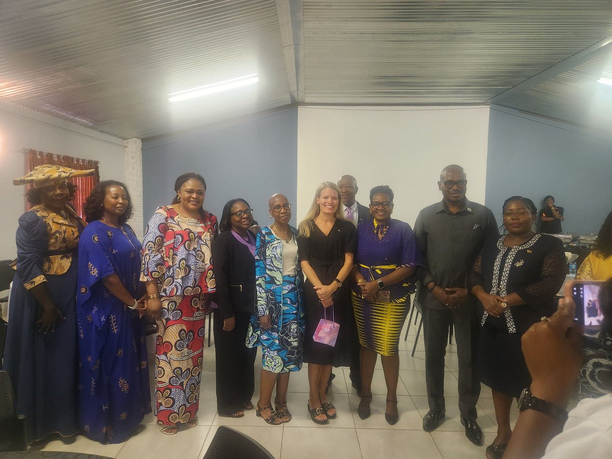 NG Lauria tweet media