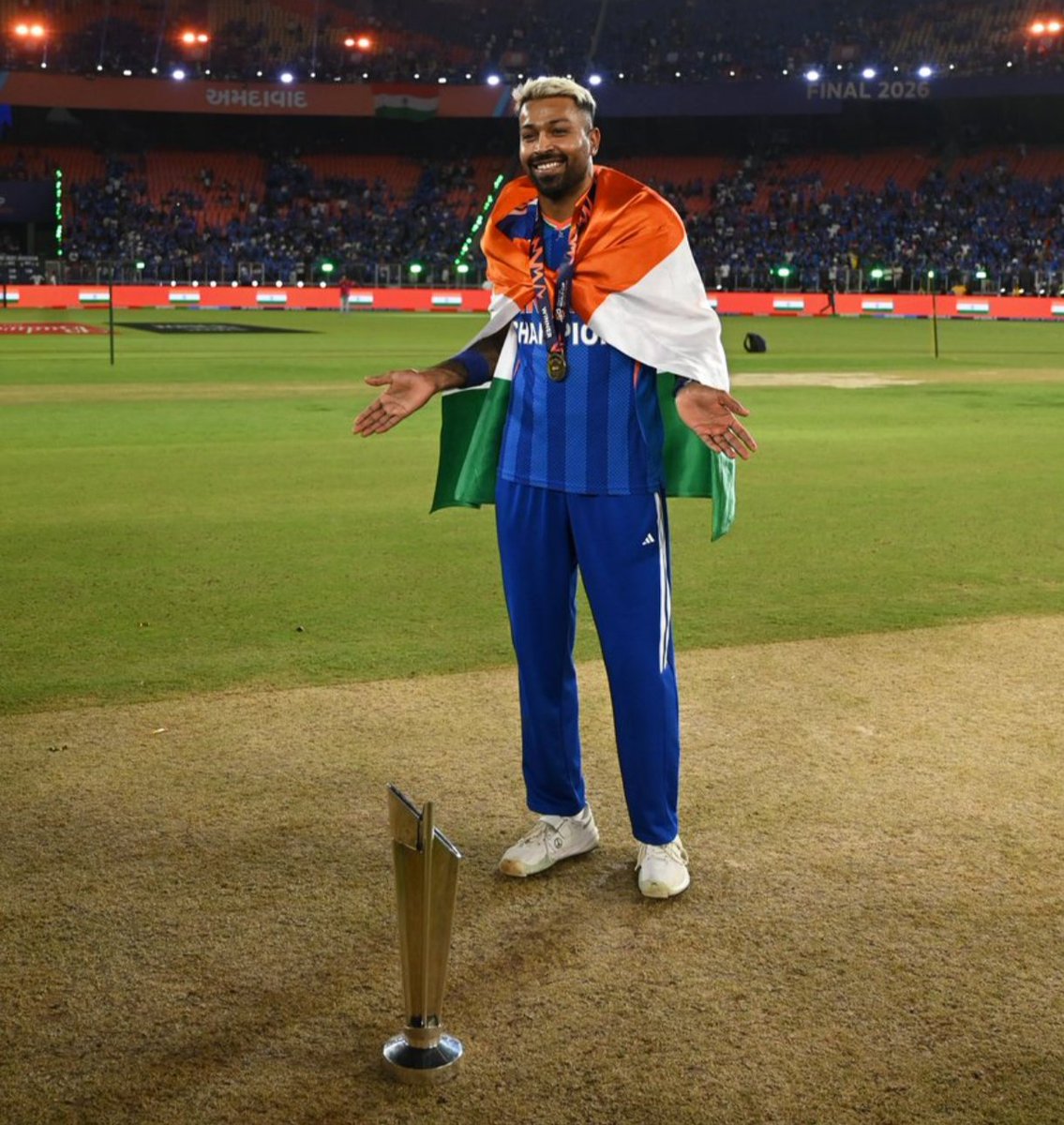 CricCrazyJohns's tweet photo. 2024 ✅
2025 ✅
2026 ✅

THE CLUTCH HARDIK PANDYA 🥶 https://t.co/EjADPQiRYu