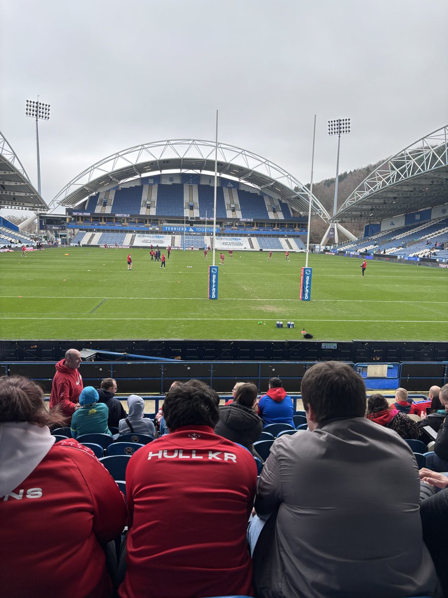 Season is underway with a win away at Huddersfield 🔴Rovers🔴 Back again on Saturday to defend the🏆#HullKR