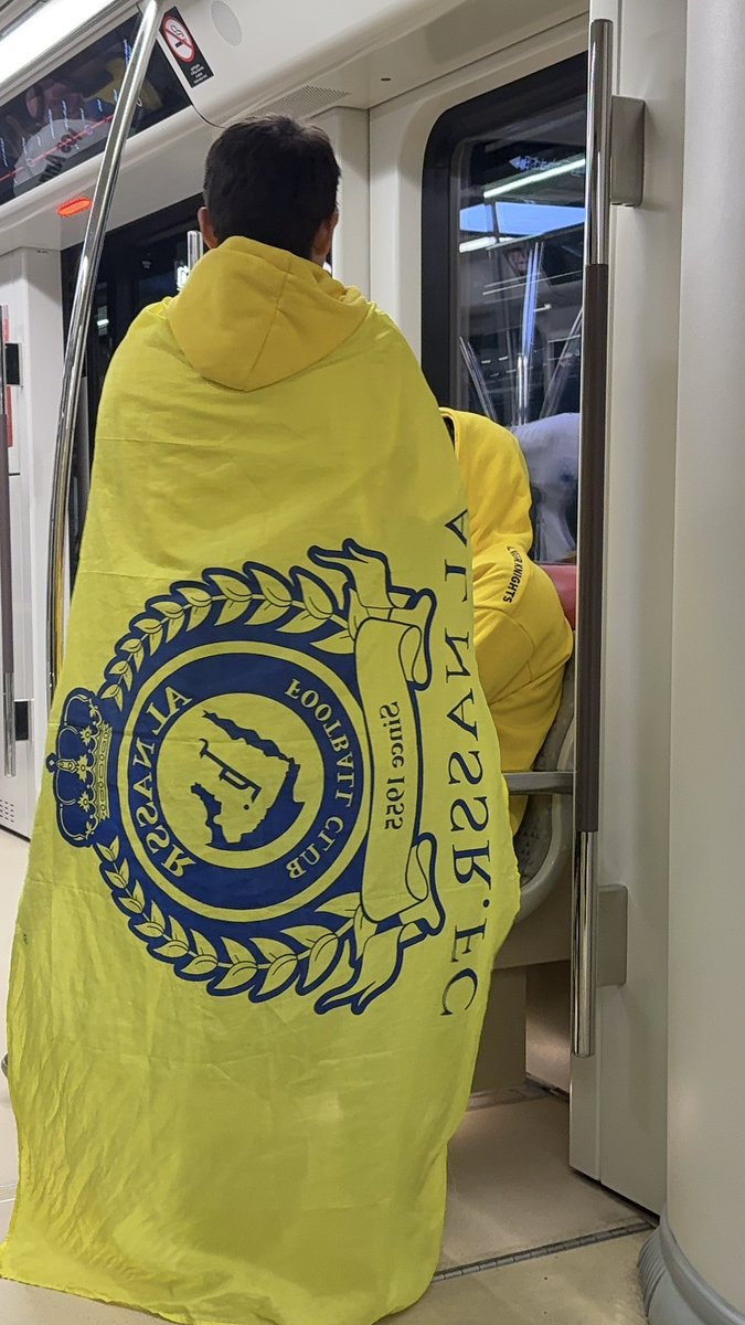 ii_sii0's tweet photo. 💛💙 https://t.co/X43DjmPQwX