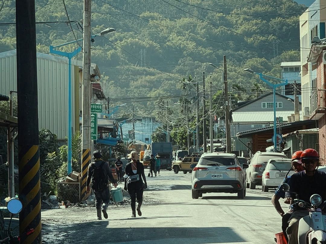 生活太难了，但creamy pastait's really 很crispy and tempting。🌒