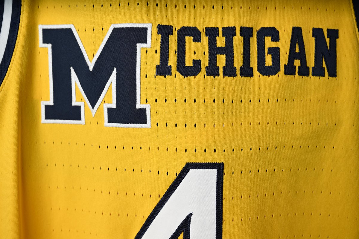umichbball's tweet photo. 🟡 Maize out threads 🟡 https://t.co/PYtyZ0sA9Q