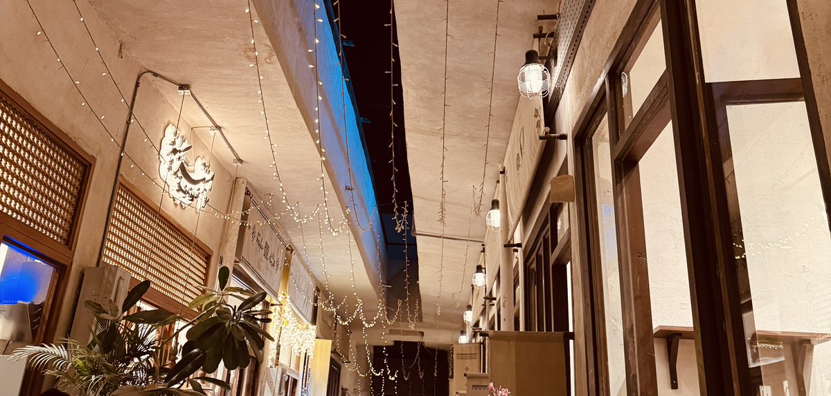 Heliophilia tweet media