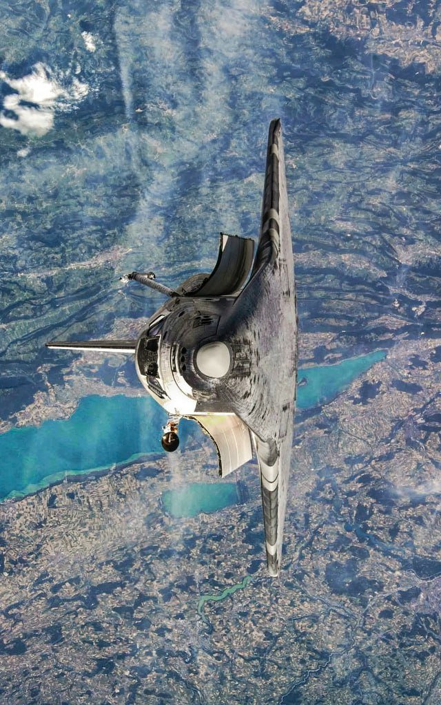 Black Hole tweet media