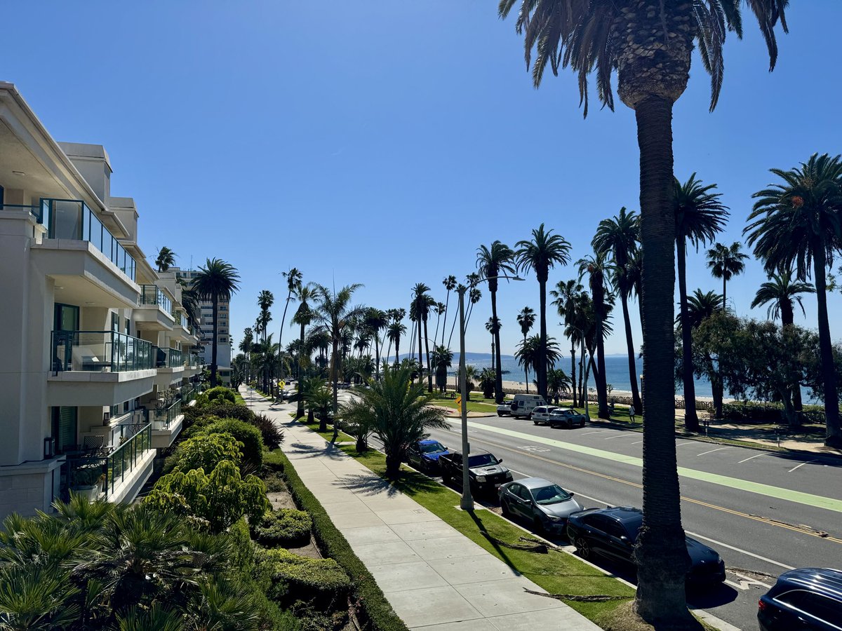 Our Santa Monica 🎡☘️ tweet media