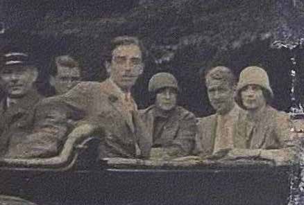 Cheddar Gorge & Caves tweet media