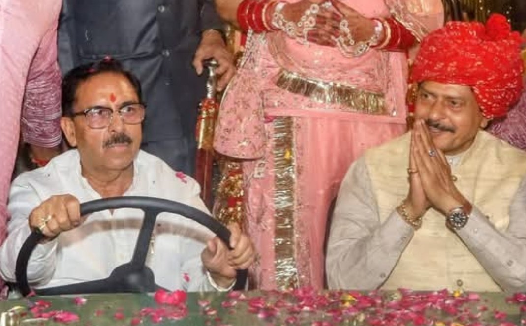 jethanandani14's tweet image. जयपुर की सिविल लाइन्स विधानसभा क़े दो नेता... काफी दिनों बाद एक फ्रेम में दिखाई दिए है..
#Dr #Gopal_Sharma 
#arun #chaturvedi