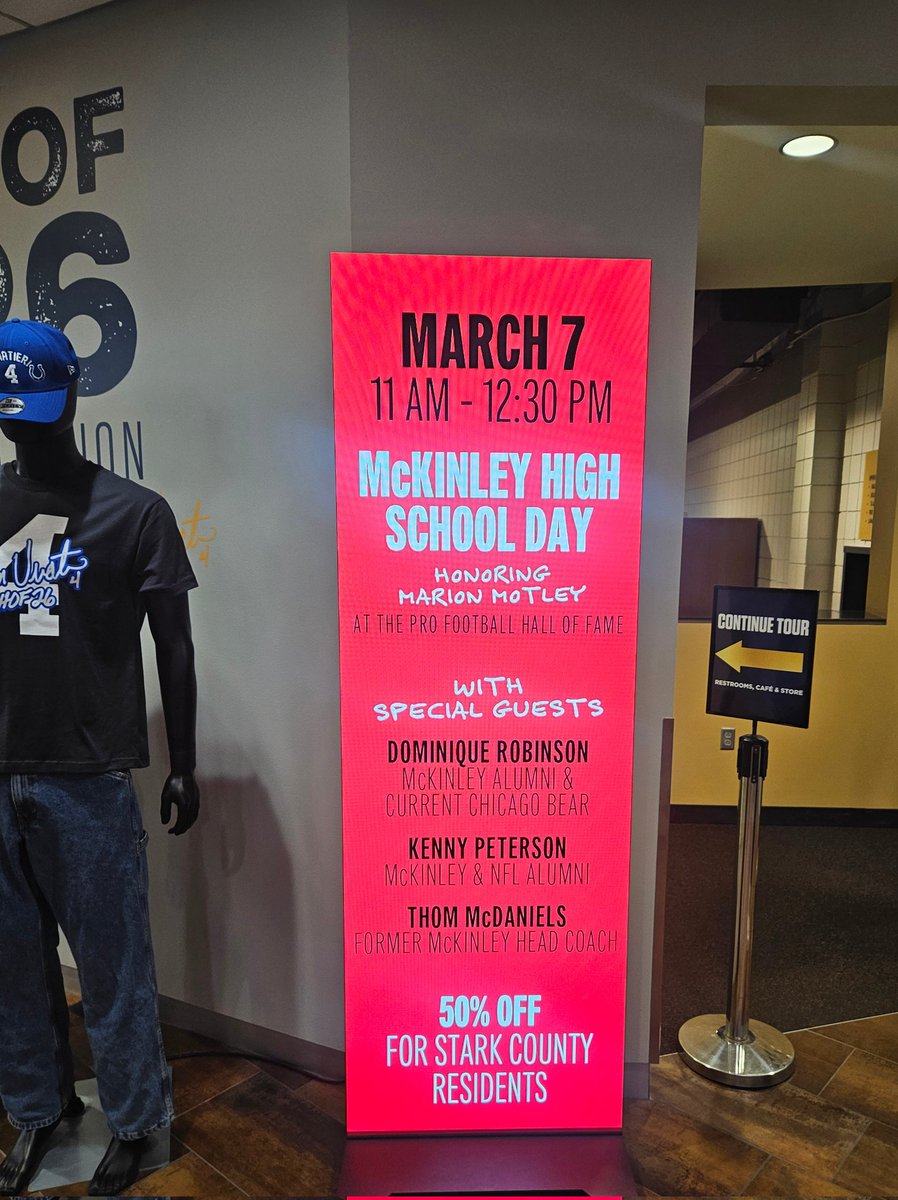 Coach Wink tweet media