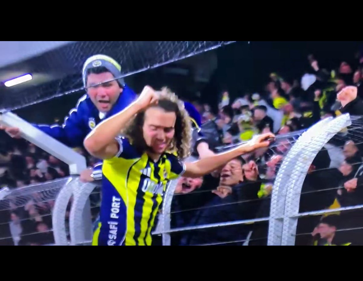 Çağlayan #Fener tweet media