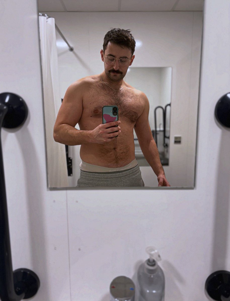 @FagguetteAble tweet media