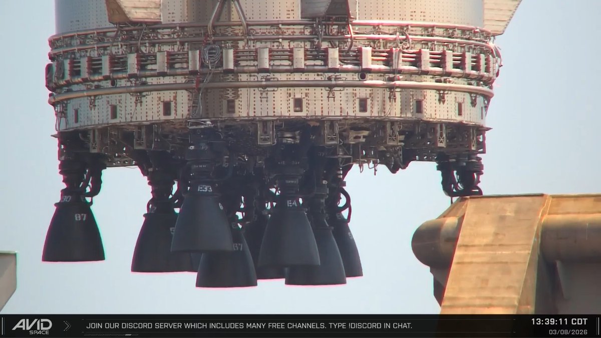 Ufotinik tweet media