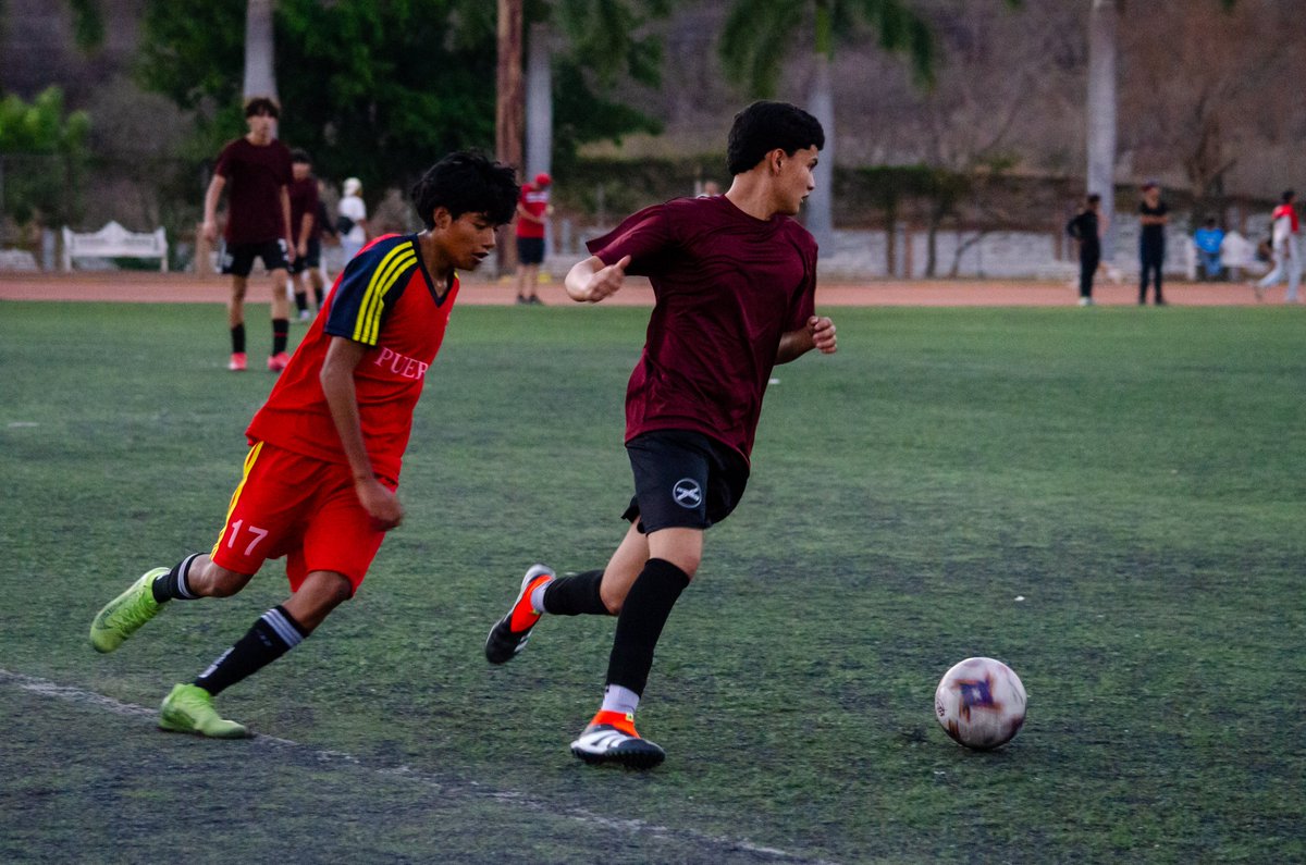 Tecomatlán y el mundo que merecen los jóvenes
Aquiles Montaño Brito

La Espartaqueada Deportiva Nacional 2026, esta gran fiesta del deporte popular es un punto de encuentro para niños, jóvenes, universitarios, trabajadores y campesinos..

Articulo en: acortar.link/9mGAaM