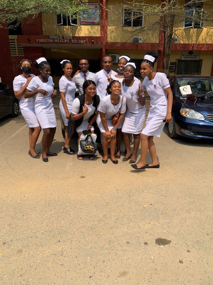 Happy international women's day to my darling Nurses.  Most of these girls dey abroad already o