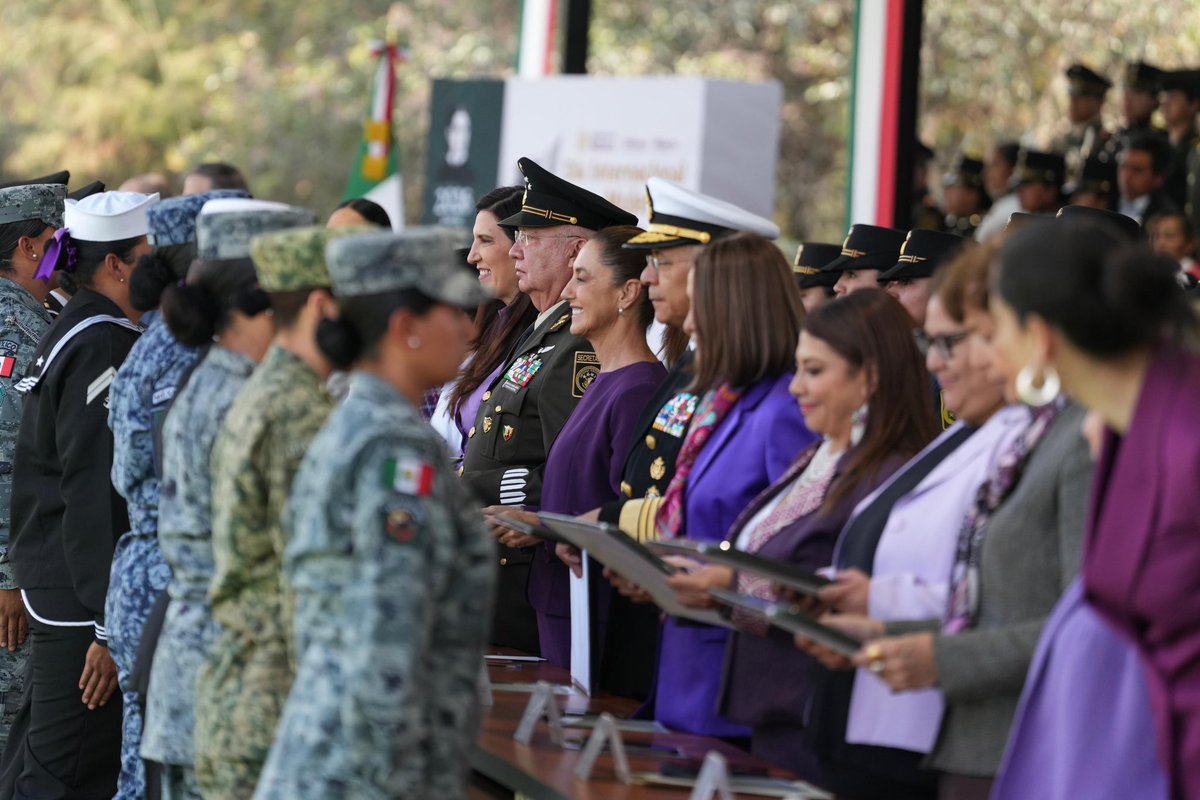 Iván Escalante tweet media