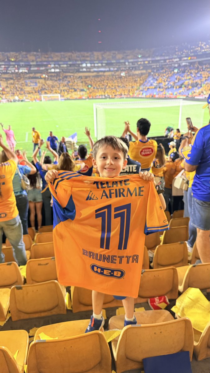 omaetmora's tweet photo. Clásico #142 con el pollo 🐥 muy buen juego de mis @TigresOficial salió ganon con la de Brunetta https://t.co/9J399Fw9ZK