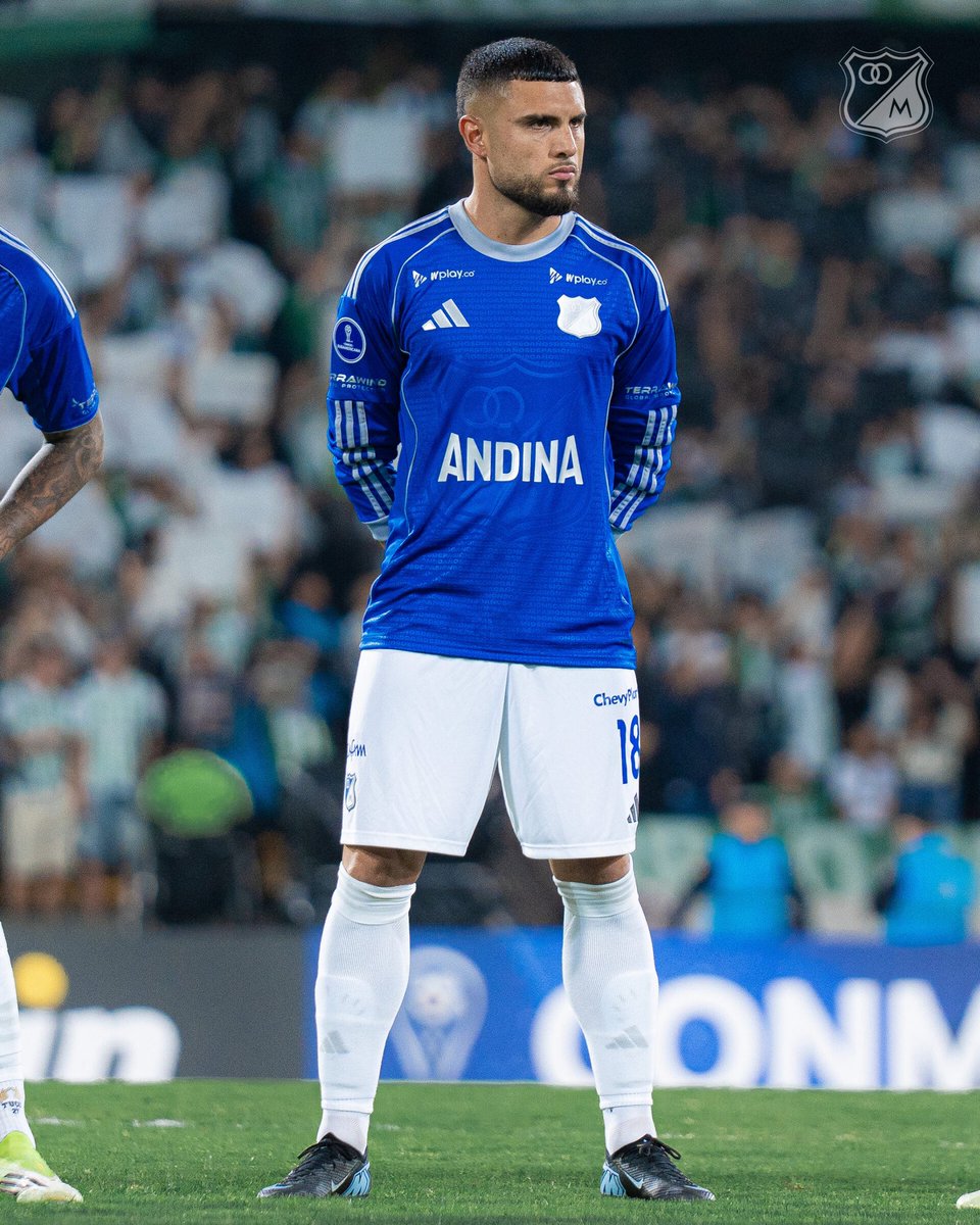 𝑺𝑨𝑵𝑻𝑰 :D tweet media