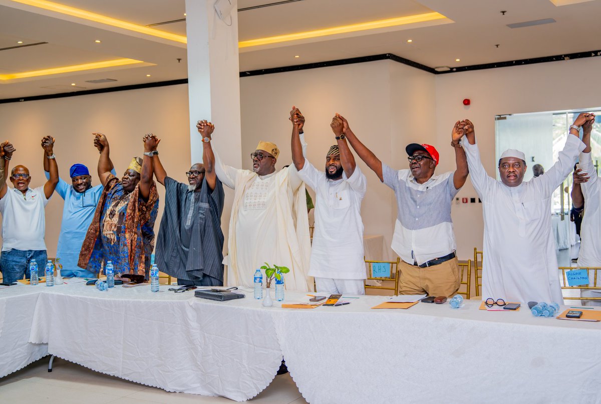 Adebo_ogund's tweet photo. Today, I facilitated the Oyo State Peoples Democratic Party (PDP) Elected Officials’ Stakeholders’ Meeting held in Ibadan, bringing together key stakeholders and elected representatives of our great party across different levels of government.

The meeting provided an important platform for us to reflect on the progress of governance in our state, strengthen the unity of the PDP in Oyo State, and collectively chart a way forward for sustained development.

One of the major highlights of the meeting was the unanimous vote of confidence passed on His Excellency, Engr. Seyi Makinde, whose visionary leadership and unwavering commitment to good governance continue to deliver meaningful development and improved welfare for the people of Oyo State.

We also had frank and constructive discussions on strengthening party unity across all zones and local government areas, while reaffirming our collective resolve to keep the PDP strong, stable, and people-focused.

The stakeholders’ meeting further resolved to put necessary machineries in place to address internal issues in some zones, local governments, and among certain party stalwarts, in order to reinforce cohesion and discipline within the party.

I commend all party leaders and stakeholders for their dedication to the ideals of unity, discipline, and service.

Together, we will continue to work for the progress of our party and the prosperity of the good people of Oyo State.