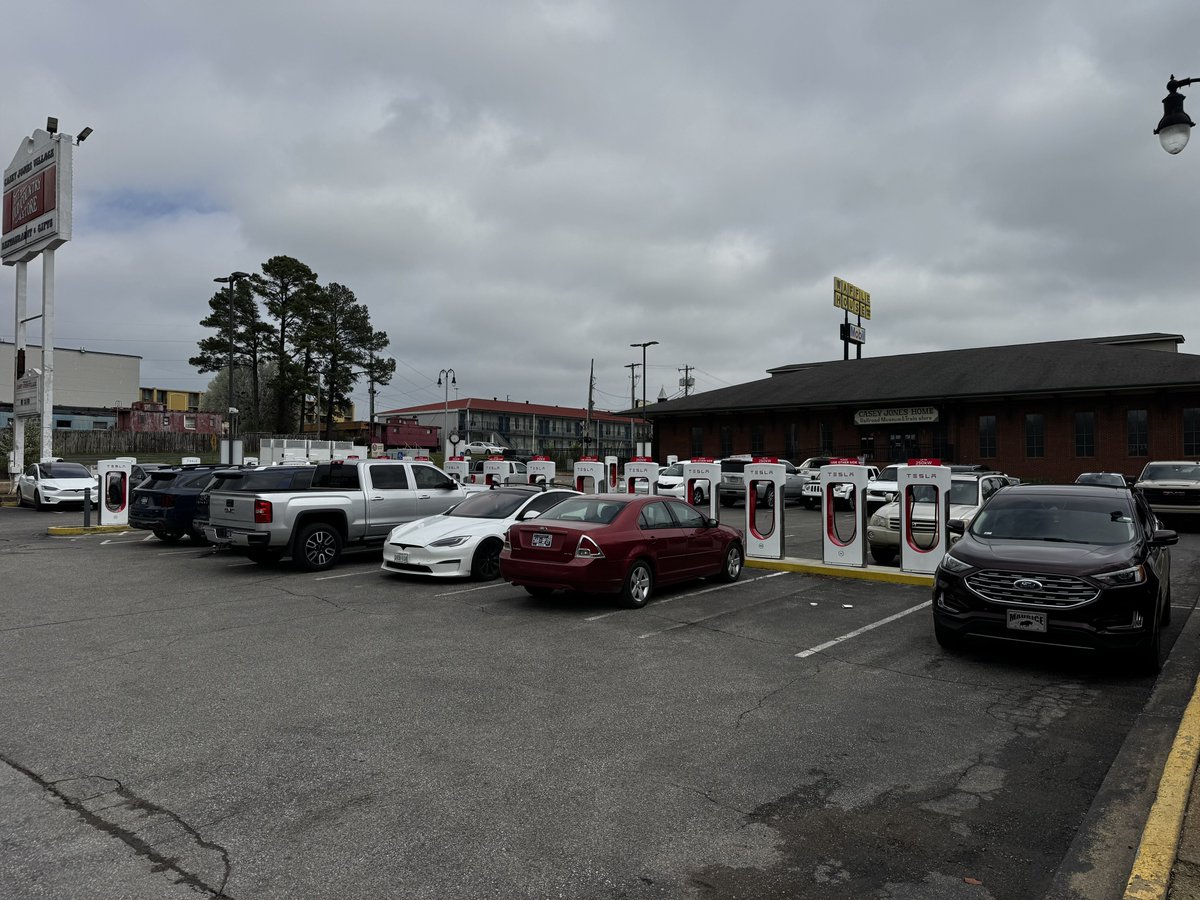 JoshWest247 ⚡️ tweet media