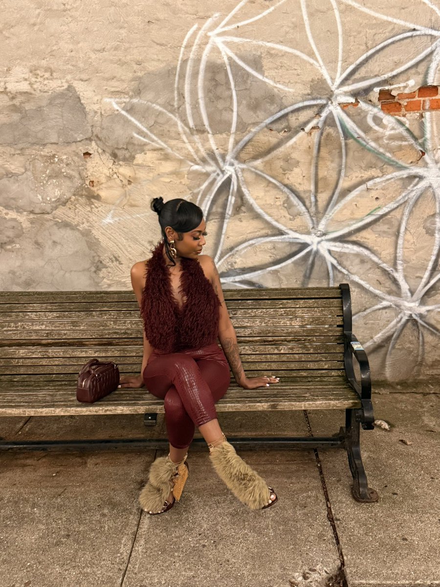 only1ari___'s tweet photo. Ain’t no prime, I get better with time ✨ https://t.co/ncMEO9PJ2N