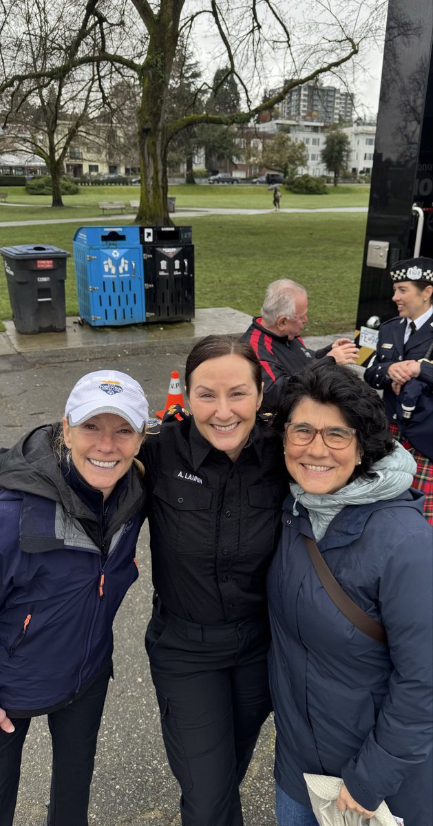 Deputy Chief Alison Laurin tweet media