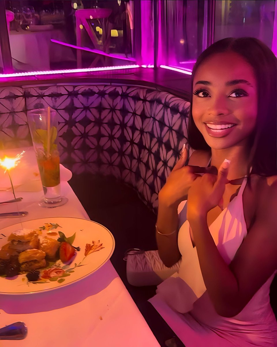 skai ★ tweet media