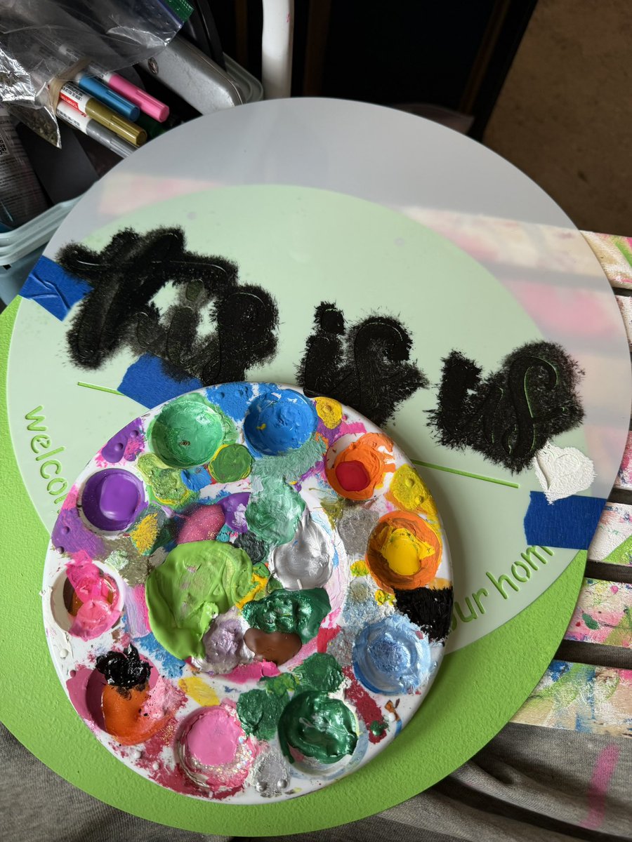 addie_1122's tweet image. 🖌️🎨🫟‼️

If you’re interested in this item feel free to DM me for price

Please share with your friends

#SupportSmallBusiness