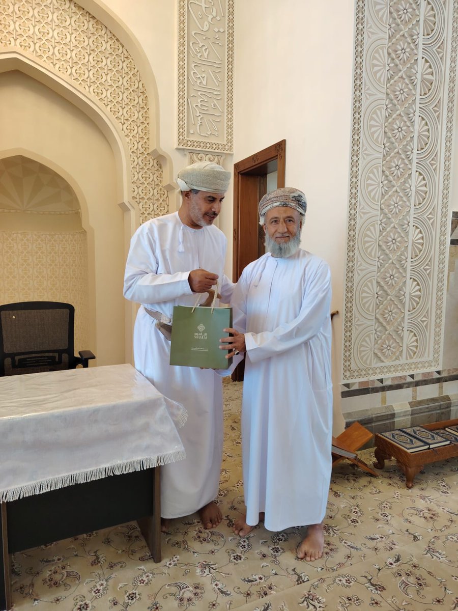 Qariatin's tweet photo. جانب من محاضرة الدكتور خليفة الهنائي. https://t.co/Y6p9mE8a9L
