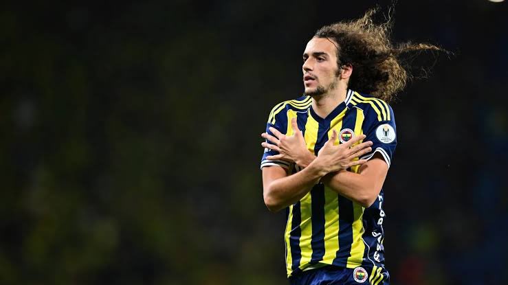 Bu adam için bir kurban kesin lan acil hemde <a href="/Fenerbahce/">Fenerbahçe SK</a> #FBvSAM
