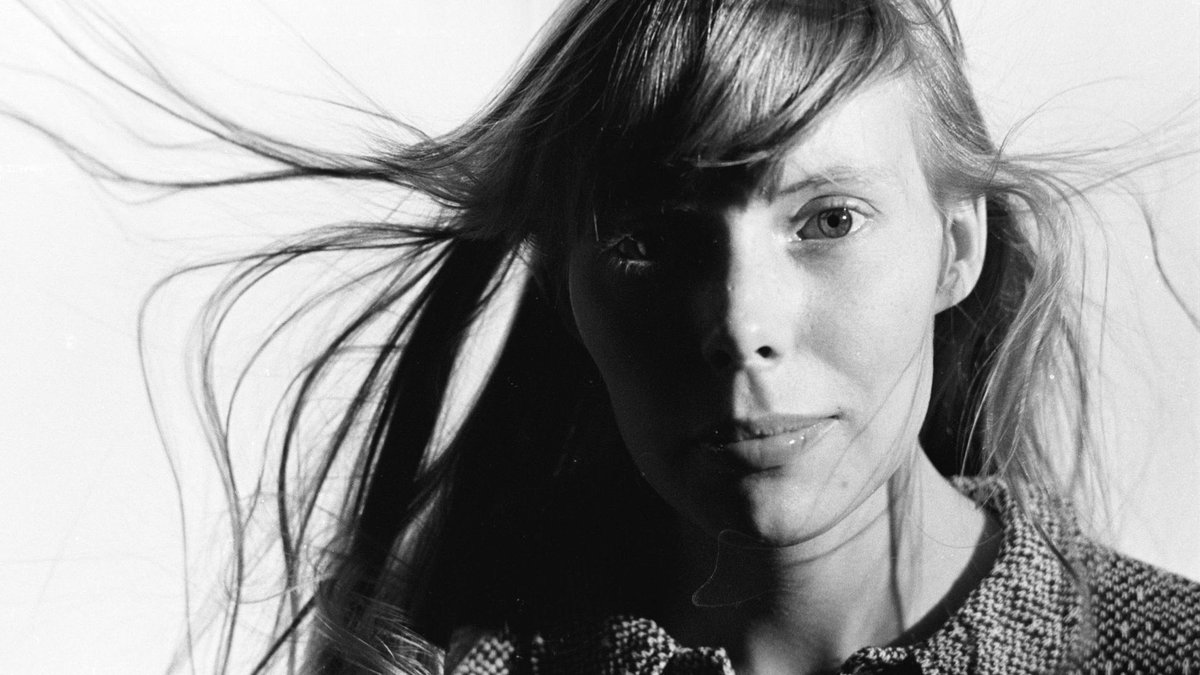 Joni Mitchell tweet media