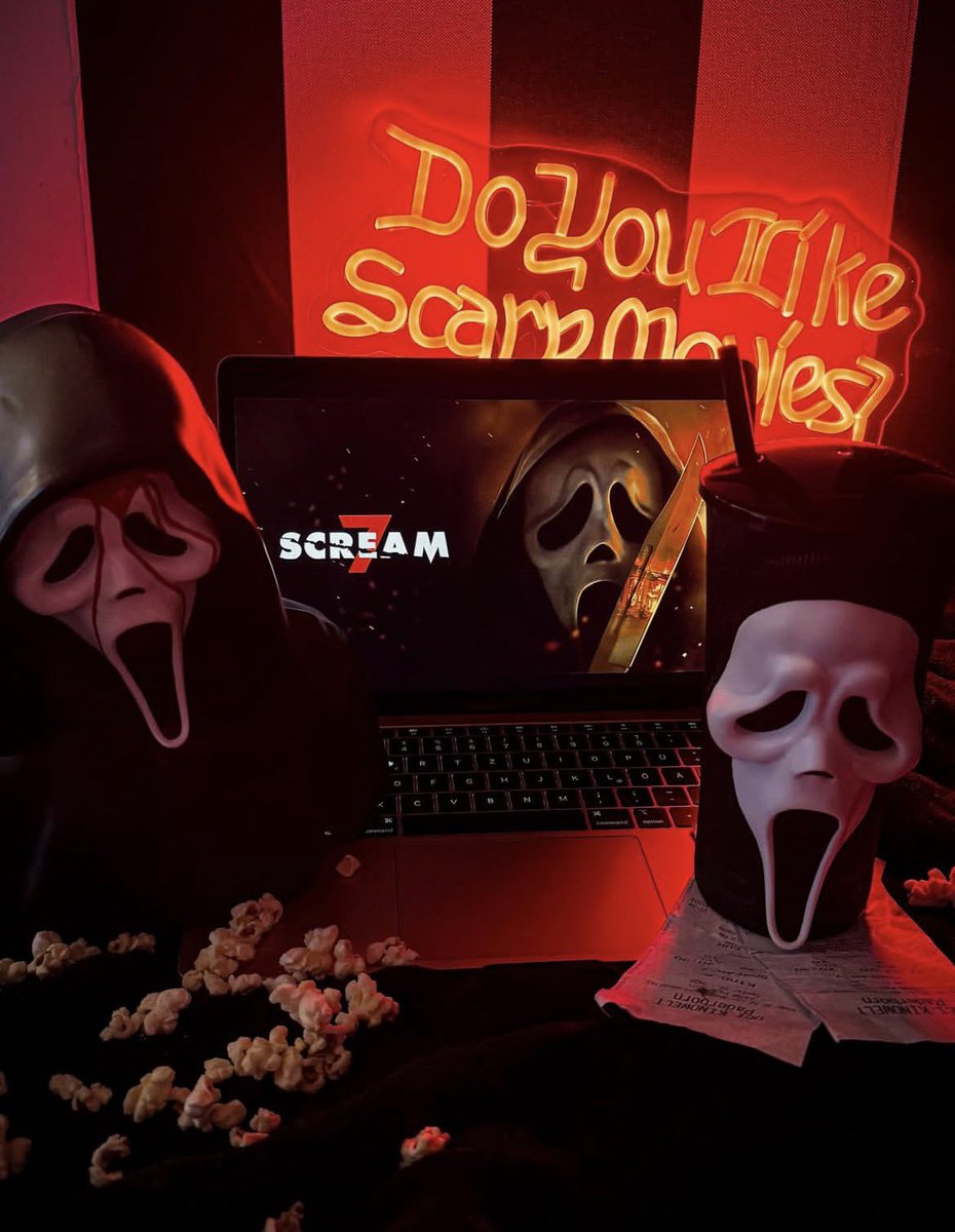 Scream Corridor tweet media