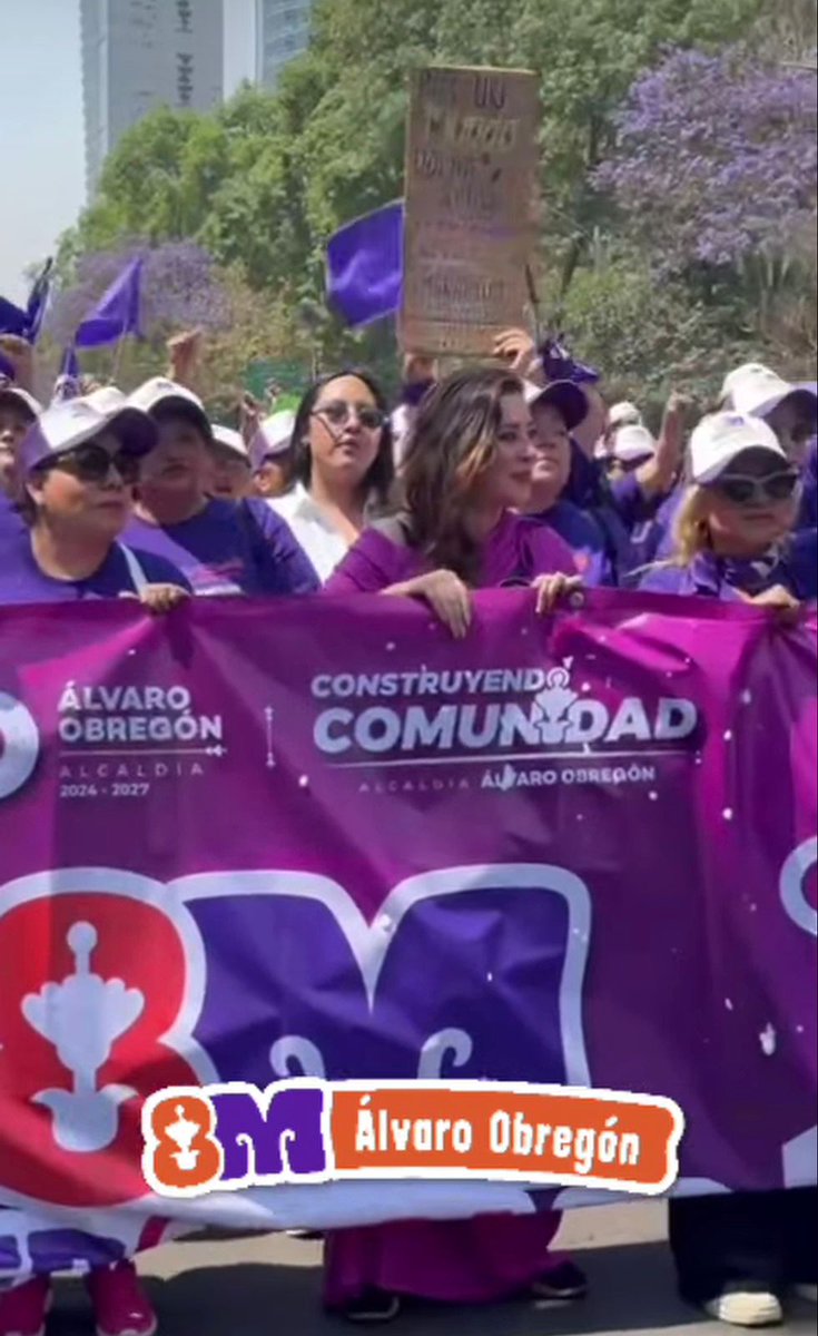 Como politizan este tipo de movimiento y que desagradable que la señora cinthya Ortiz haya obligado a su personal asistir, qué pena que en esta administración se haya este tipo de circo, para que se vea que en la <a href="/AlcaldiaAO/">Alcaldía Álvaro Obregón</a> se está trabajando y no señores, más respeto