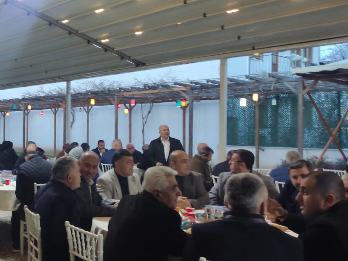 📍Butik Otel

İlçe Başkanımız Sn. Tahir AKDAĞ, Meclis Üyelerimiz ve Yönetim kurulu üyelerimiz ile birlikte Gürsu Samsunlular Derneğimizin iftarına katılım sağladık.