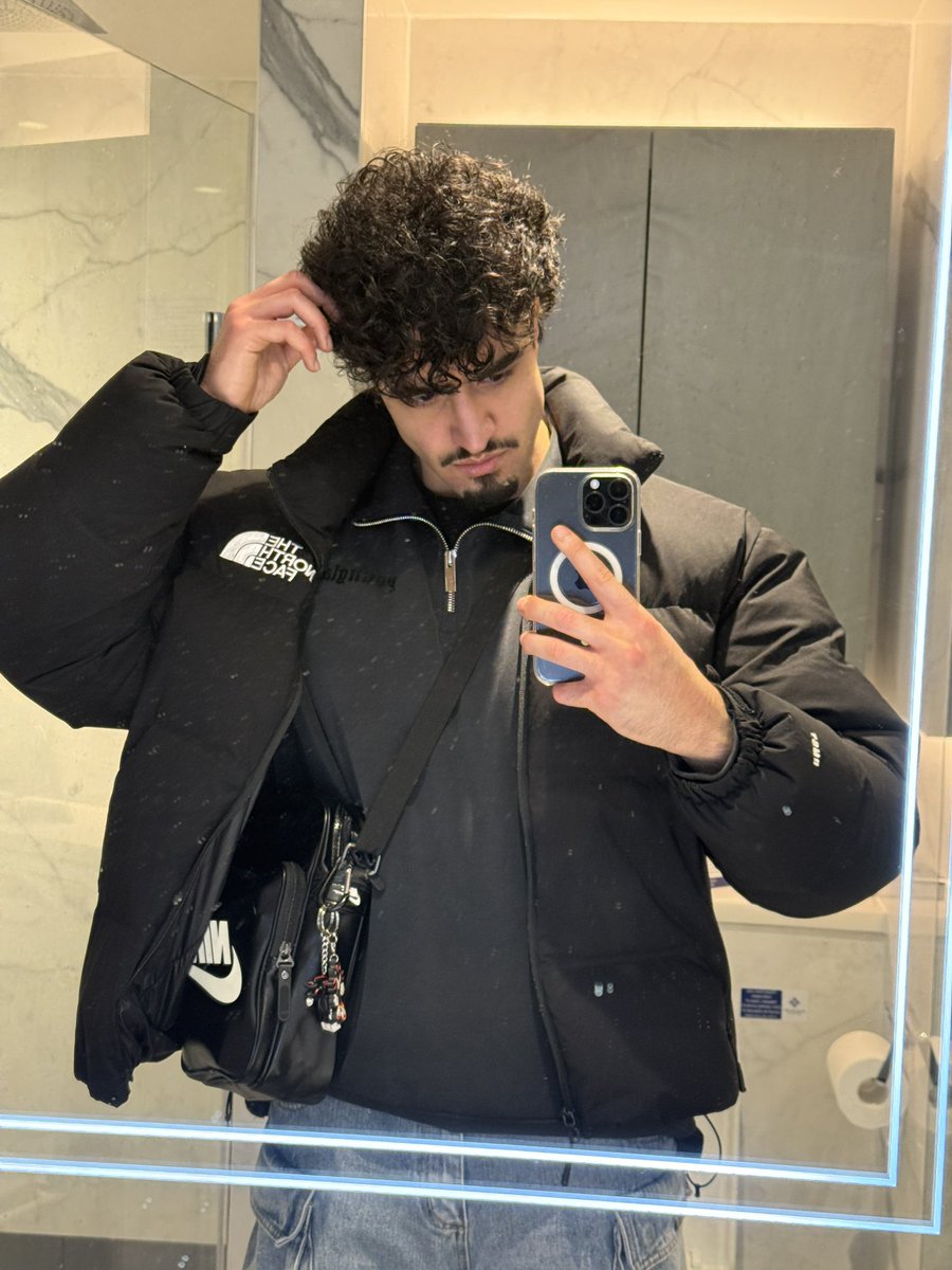 parsa 𒉭 tweet media