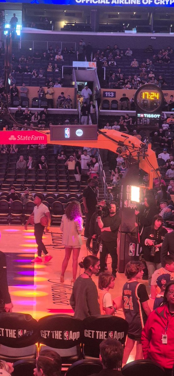 davidb 𓂀 tweet media