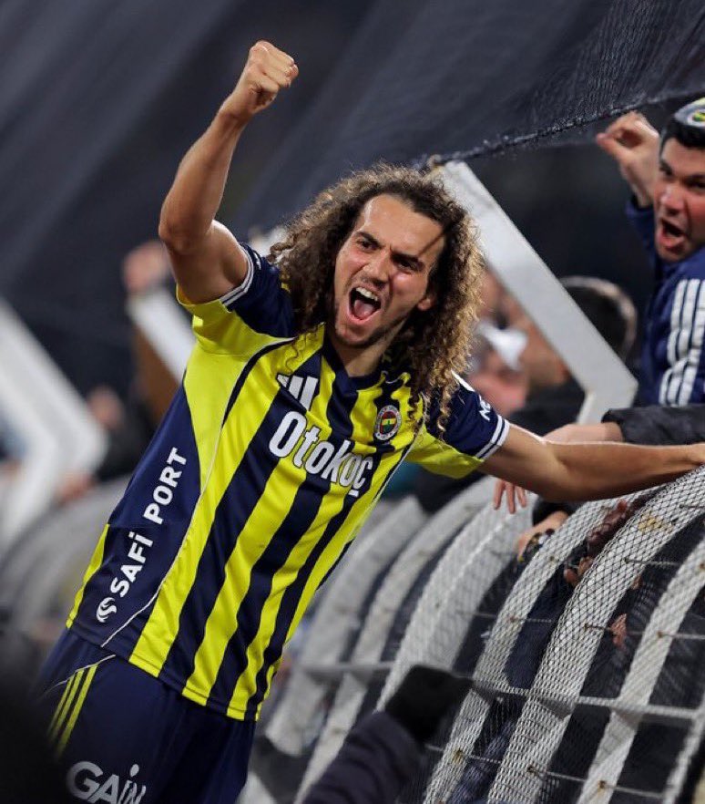 robfener's tweet photo. Beyler biz ne almışız beyler. Farkına varın cok büyük topçu çok büyük karakter yıllarca hatırlanacak! https://t.co/PKLyAJneFz