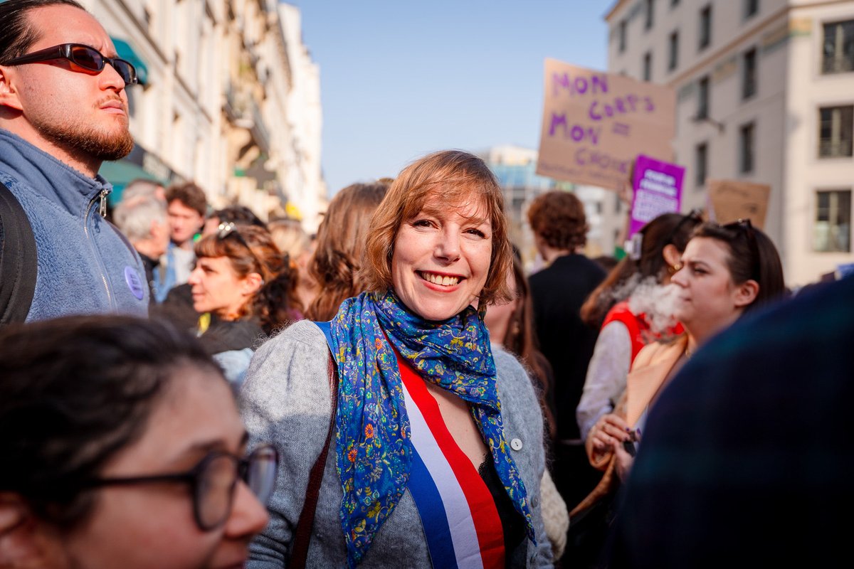 S_Legrain's tweet photo. Ambiance déterminée et antifasciste à cette manif du #8mars pour les droits des femmes ! https://t.co/fpqcMielfp